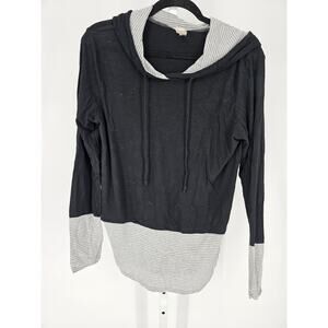 7th Roy Women's Black Cream Long sleeve Crew Neck Hoodie Sweatshirt Size XL